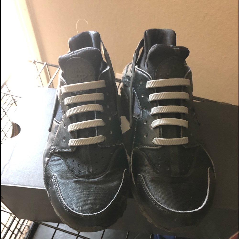 Nike Hurache size 8.5